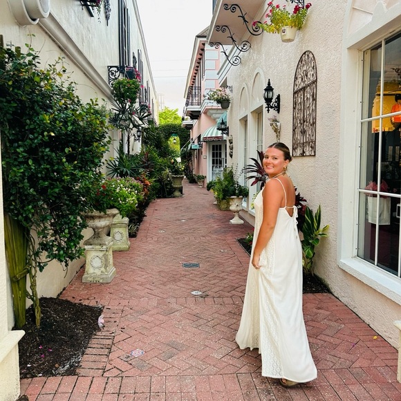 Meet your Posher, Shelby - Picture 2 of 8